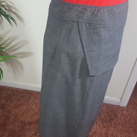 Calvin Klein grey dressy work Skirt. Size 8 - Picture 2 of 8